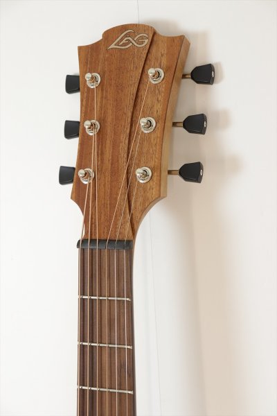 画像4: LAG Guitars　Tramontane T70A