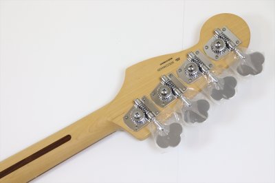 画像7: Fender　Player Jazz Bass 3-Color Sunburst 【長期展示品特価】