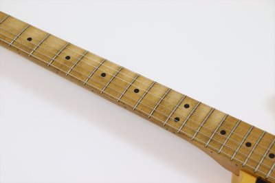 画像9: Fender　75th Anniversary Vintera Road Worn 1951 Telecaster, Maple Fingerboard, Butterscotch Blonde