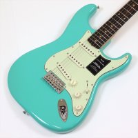 Fender　Vintera III Early '60s Stratocaster, Rosewood Fingerboard, Seafoam Green