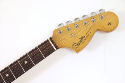 画像4: Fender　Vintera III Late '60s Stratocaster, Rosewood Fingerboard, 3-Color Sunburst