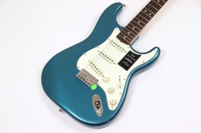画像3: Fender　Vintera III Late '60s Stratocaster, Rosewood Fingerboard, Ocean Turquoise