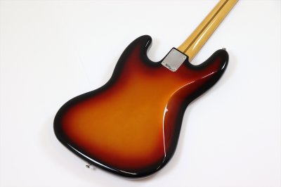 画像6: Fender　Vintera III Early '70s Jazz Bass, Maple Fingerboard, 3-Color Sunburst