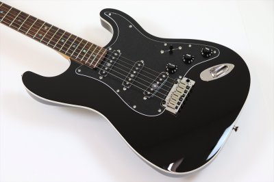 画像8: Fender　Made in Japan Limited Active Modern Stratocaster, Rosewood Fingerboard, Black