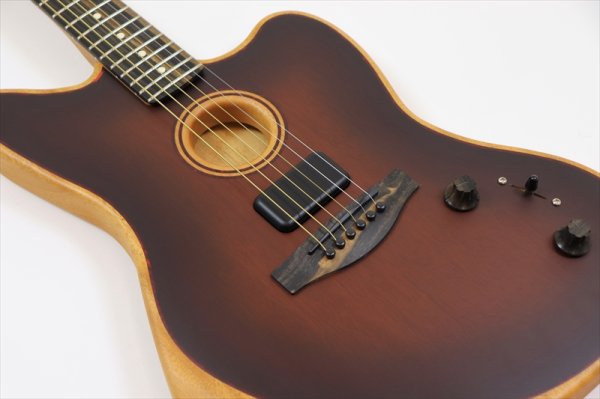 画像8: Fender American Acoustasonic Jazzmaster All-Mahogany Bourbon Burst (8)