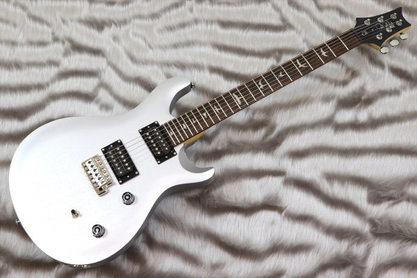 画像2: PRS (Paul Reed Smith) SE CE 24 Standard Satin Metallic Silver 【2024年製】 (2)