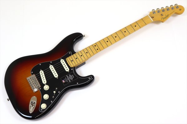 画像2: Fender　American Professional Classic Stratocaster 3-Color Sunburst (2)