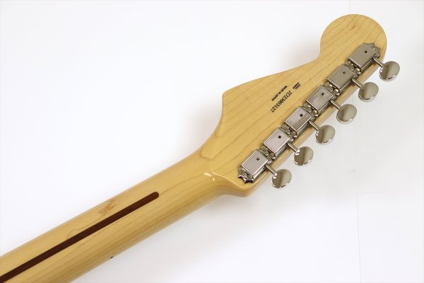 画像7: Fender　Made in Japan Traditional 50s Stratocaster 2-Color Sunburst (7)