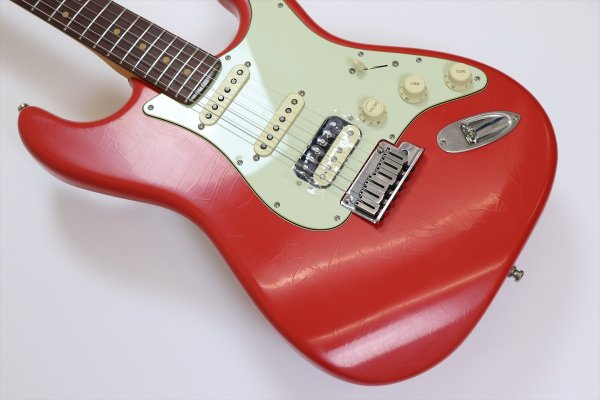 画像11: Fender　American Ultra Luxe Vintage '60s Stratocaster HSS, Rosewood Fingerboard, Fiesta Red (11)