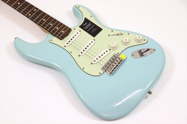 画像8: Fender　Limited Edition Vintera II Road Worn '60s Stratocaster Sonic Blue (8)