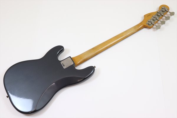 画像5: Fender　Limited Edition Vintera II Road Worn '60s Precision Bass Charcoal Frost Metallic (5)