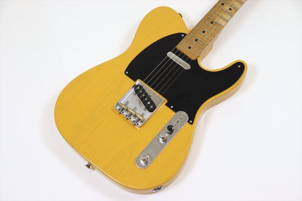 画像3: Fender　75th Anniversary Vintera Road Worn 1951 Telecaster, Maple Fingerboard, Butterscotch Blonde (3)