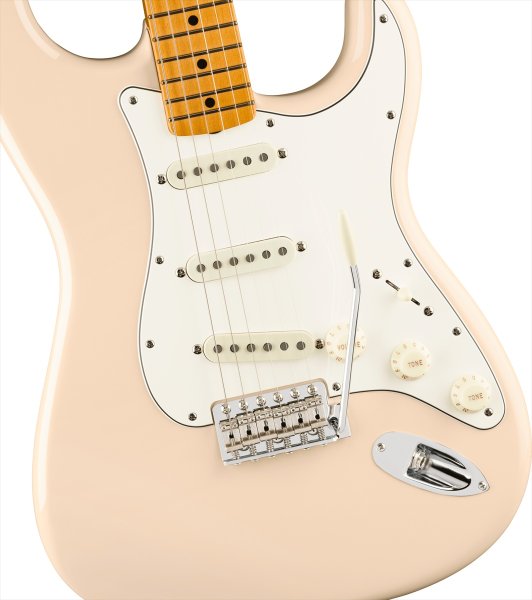 画像4: Fender　Vintera III Late '60s Stratocaster, Maple Fingerboard, Olympic White (4)