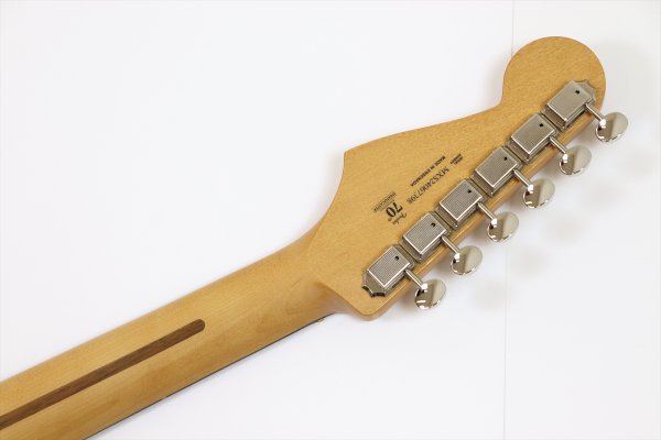 画像7: Fender　Limited Edition Player II Stratocaster, Rosewood Fingerboard, Sparkle 3-Color Sunburst (7)