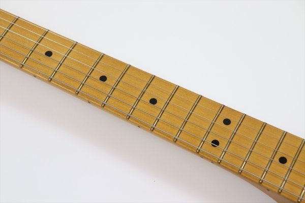 画像9: Fender　Vintera III Mid '60s Telecaster, Maple Fingerboard, 3-Color Sunburst (9)