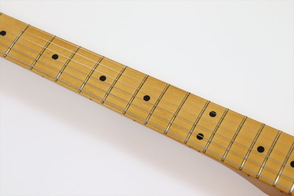 画像9: Fender　Vintera III Late '50s Stratocaster, Maple Fingerboard, Aztec Gold (9)
