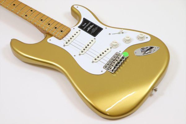 画像8: Fender　Vintera III Late '50s Stratocaster, Maple Fingerboard, Aztec Gold (8)