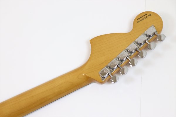 画像7: Fender　Vintera III Late '60s Stratocaster, Rosewood Fingerboard, Ocean Turquoise (7)