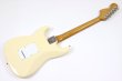 画像5: Fender　Vintera III Late '60s Stratocaster, Maple Fingerboard, Olympic White (5)