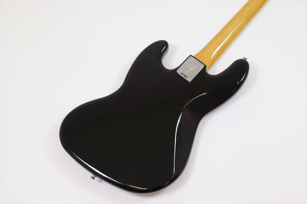 画像6: Fender　Vintera III Early '70s Jazz Bass, Rosewood Fingerboard, Black (6)