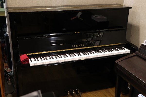 画像1: 【送料別・代引不可】YAMAHA　U1H(中古) (1)