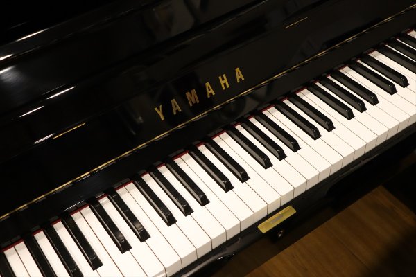 画像2: 【送料別・代引不可】YAMAHA　U1H(中古) (2)