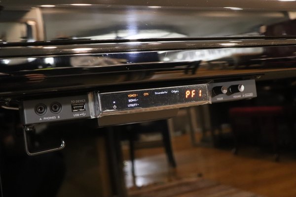 画像3: 【送料別・代引不可】YAMAHA　サイレントピアノ YU11 RSC3-10(中古) (3)