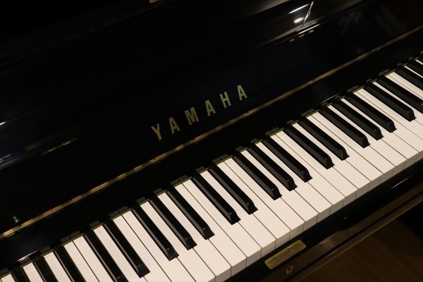 画像2: 【送料別・代引不可】YAMAHA　U3H(中古) (2)